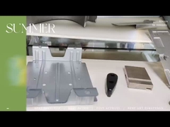 Moule de moulage sous pression en plastique et affichage d'échantillon