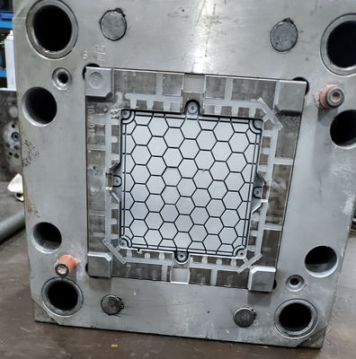 qualité  General Purpose Injection Molding System with LKM Mold Base Grinding Machining usine