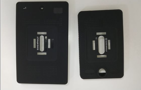 La par injection UV légère élevée de jet moulage le boîtier en plastique de pièces pour le navigateur de voiture plate