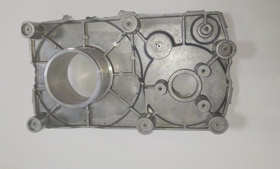 Les pièces adaptées aux besoins du client de moulage mécanique sous pression d'aluminium du moulage mécanique sous pression A380 saupoudrent le meulage de pulvérisation de commande numérique par ordinateur