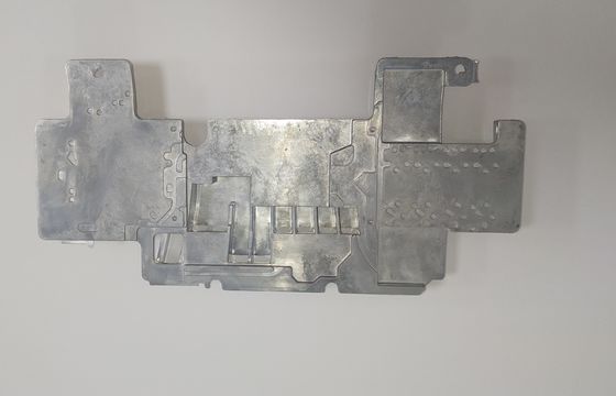 L'électrophorèse de commande numérique par ordinateur polissant l'alliage d'aluminium fait sur commande des produits de moulage mécanique sous pression