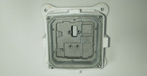 L'aluminium de précision de moule de service des douanes d'Alu CDA 12 électrodéposition des moulages mécanique sous pression PVD