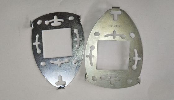 Le métal de pièces de matériel de précision d'ODM d'OEM emboutissant des pièces zinguent l'électrodéposition
