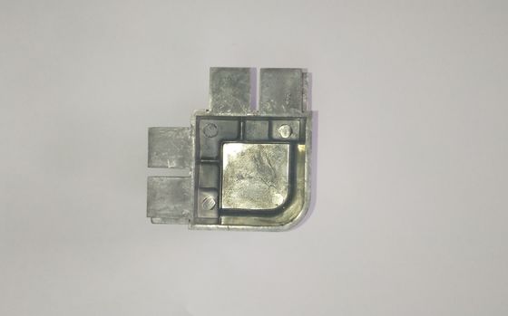 Le GV les moulages mécanique sous pression à haute pression d'aluminium de pièces de moulage mécanique sous pression saupoudrent le revêtement