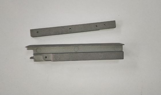 Le sable de pièces de moulage d'aluminium de précision de pièces de moulage mécanique sous pression de tour de commande numérique par ordinateur a soufflé