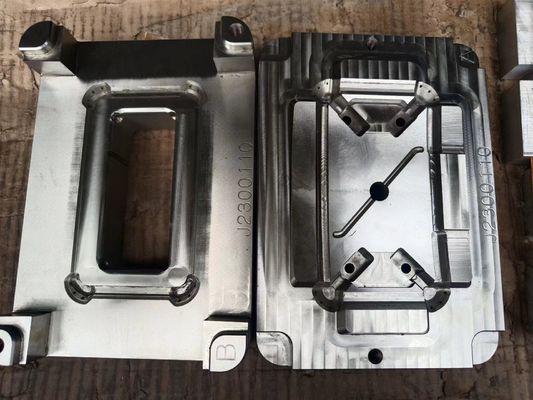 Produits en plastique faits sur commande de matière plastique du moulage par injection PA6 GF30/ABS/PP