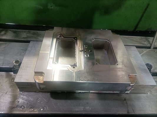 Produits en plastique faits sur commande de matière plastique du moulage par injection PA6 GF30/ABS/PP