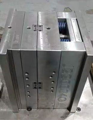 P20 718 ODM d'OEM de 738 de moulage mécanique sous pression de lingotière en métal matrices d'estampillage
