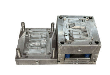 Le moule en plastique de P20 H13 de précision par injection d'ABS en aluminium de moulage meurent