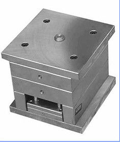 OIN de moulage par injection de P20 2738 2344 Pin Point Gate High Precision