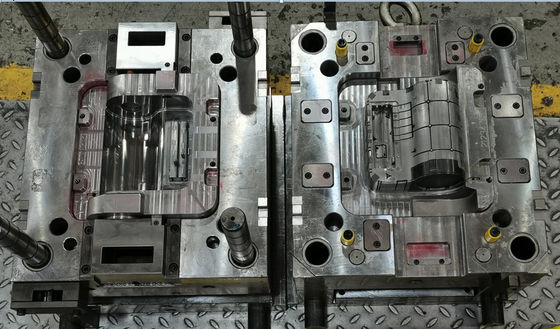 Moulage par injection en plastique/usine de moulage de PC de la PA pp d'ABS pour les pièces en plastique médicales