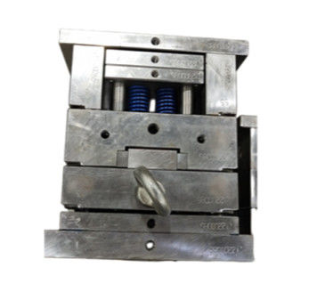 Le traitement thermique a adapté l'instrument aux besoins du client en plastique de catégorie comestible de Shell Injection Molding Mold For