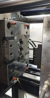 Finition usinée en plastique ménagère de moulages par injection des routeurs S136H 718H d'appareil