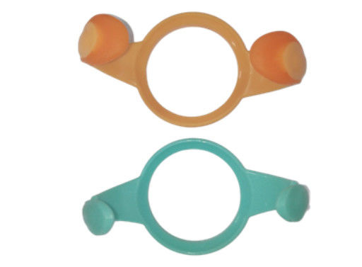 Poignée molle de silicone de biberon des pièces PPSU en caoutchouc de silicone de catégorie comestible