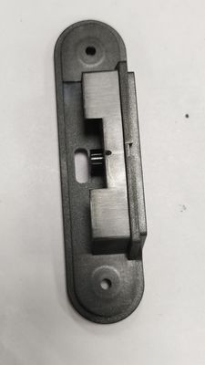 Pièces moulées par injection à une ou plusieurs cavités avec finition de surface lisse
