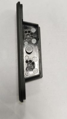 Pièces moulées par injection à une ou plusieurs cavités avec finition de surface lisse
