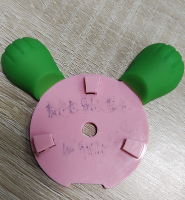 Pièces de surmoulage par injection à cavité simple ou multi-cavité en carton standard à l'exportation