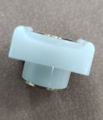 Système de moulage par injection de finition de surface lisse avec un délai de réalisation court