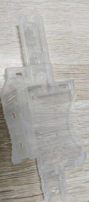 Solution de moulage par injection à volume de production élevé avec un temps de cycle de 30 à 60 secondes