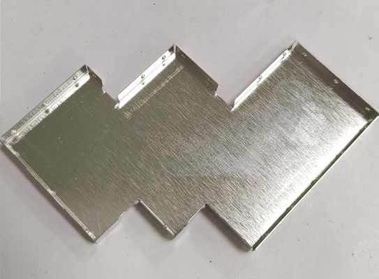 Pièces de matériel usinées CNC sur mesure en métal avec surface poli